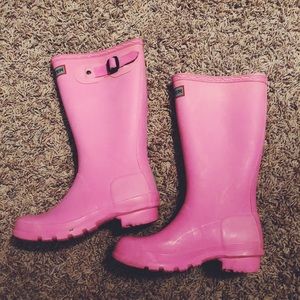 Pink hunter boots